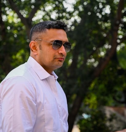 Dr. Samyak Tiwari, motivational speaker